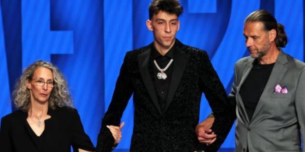 金年会APP-【新秀列传】与众不同的榜眼，拥有从不服输的内心